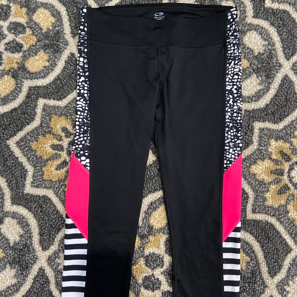 Champion Capri yoga pants with fun print